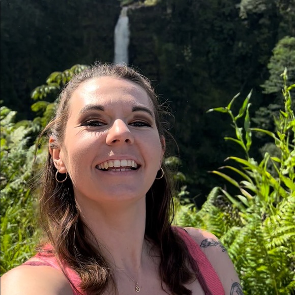 Meet your Posher, Ang - Picture 1 of 1